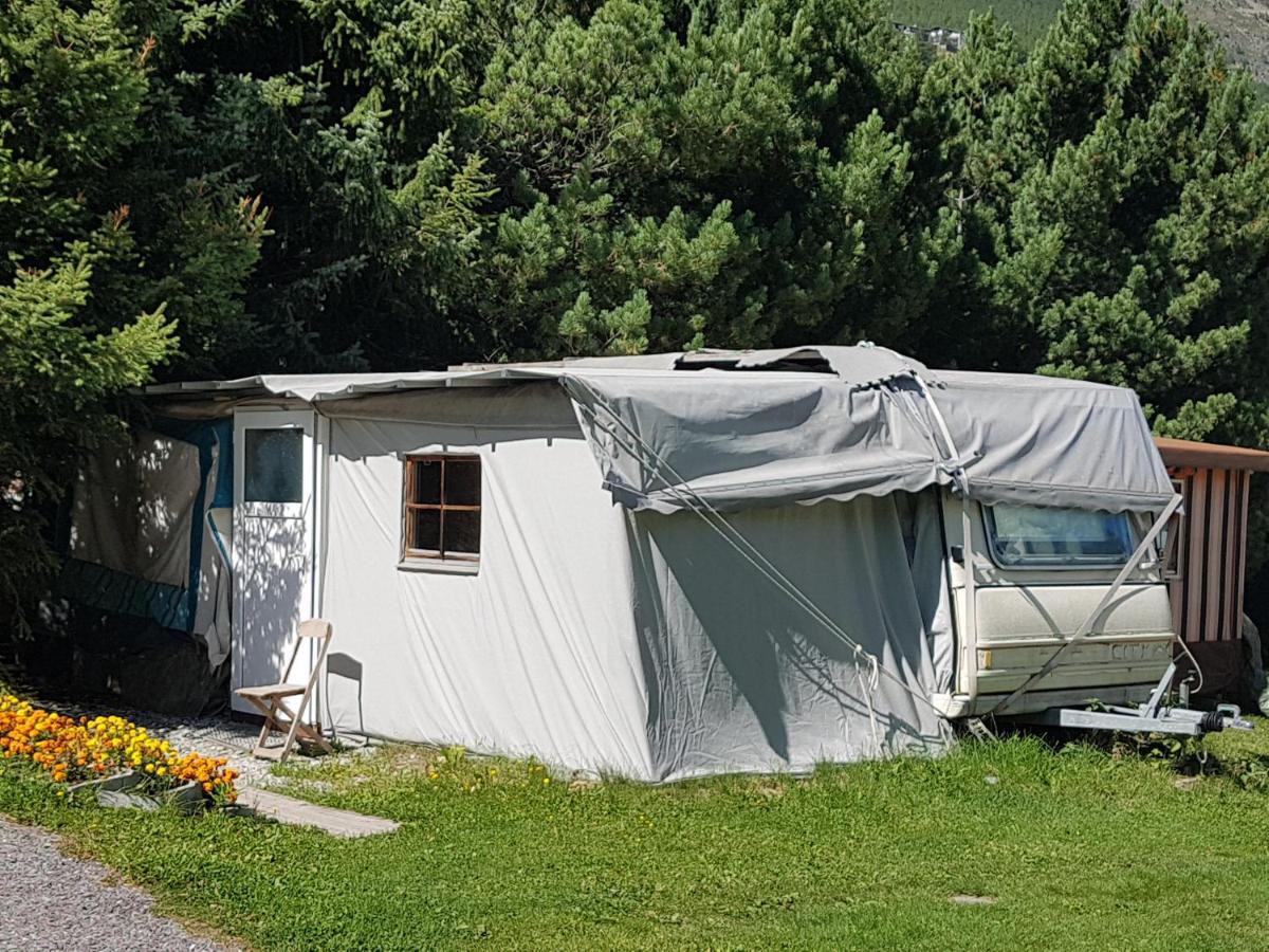 Camping Schonblick Im Saas-Tal Hotell Exteriör bild